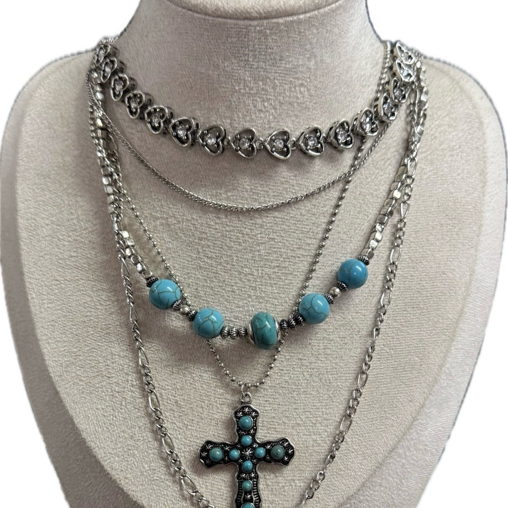 12”adjustable Shyanne Silver and Blue Layered Necklace - Picture 3 of 3